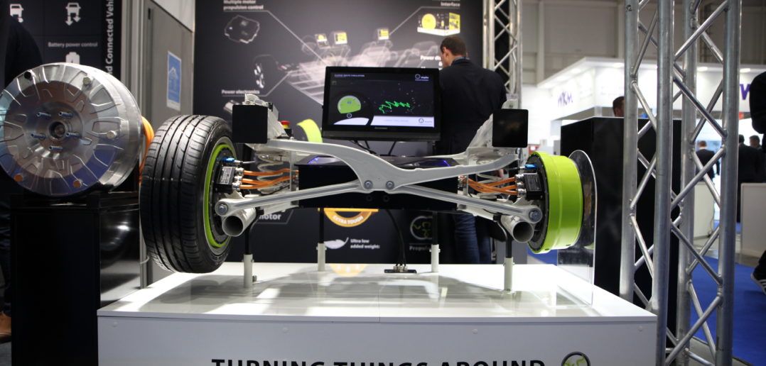 Battery show. Гибридный автомобиль в пространстве. Hybrid Electric vehicle. The Battery show Europe 2022.