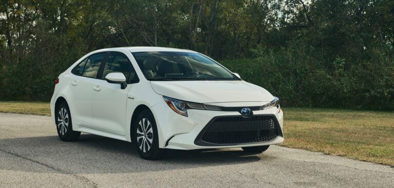 Toyota to introduce Corolla Hybrid variant in 2020