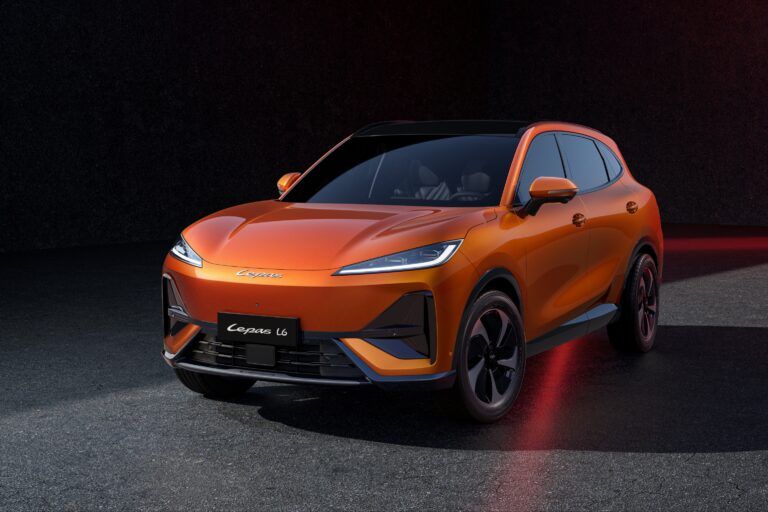 LEPAS L6 SUV with 700-mile hybrid range confirmed for UK in 2026
