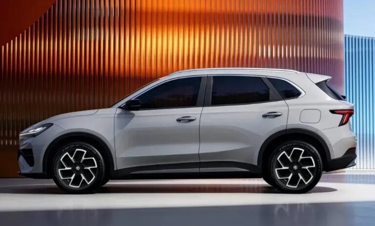 SAIC opens pre-orders for MG 4X, first electric SUV with semi-solid-state battery option