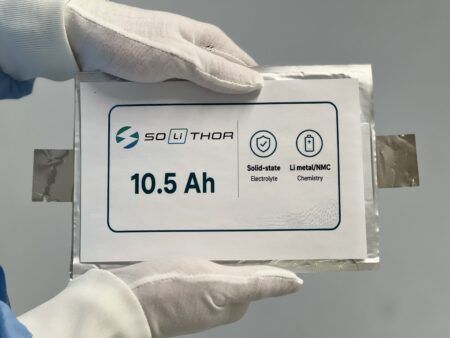 THE BATTERY SHOW: SOLiTHOR reaches 465 Wh/kg with liquid electrolyte-free solid-state battery