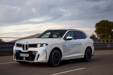 BMW iX5 Hydrogen advances toward series production
